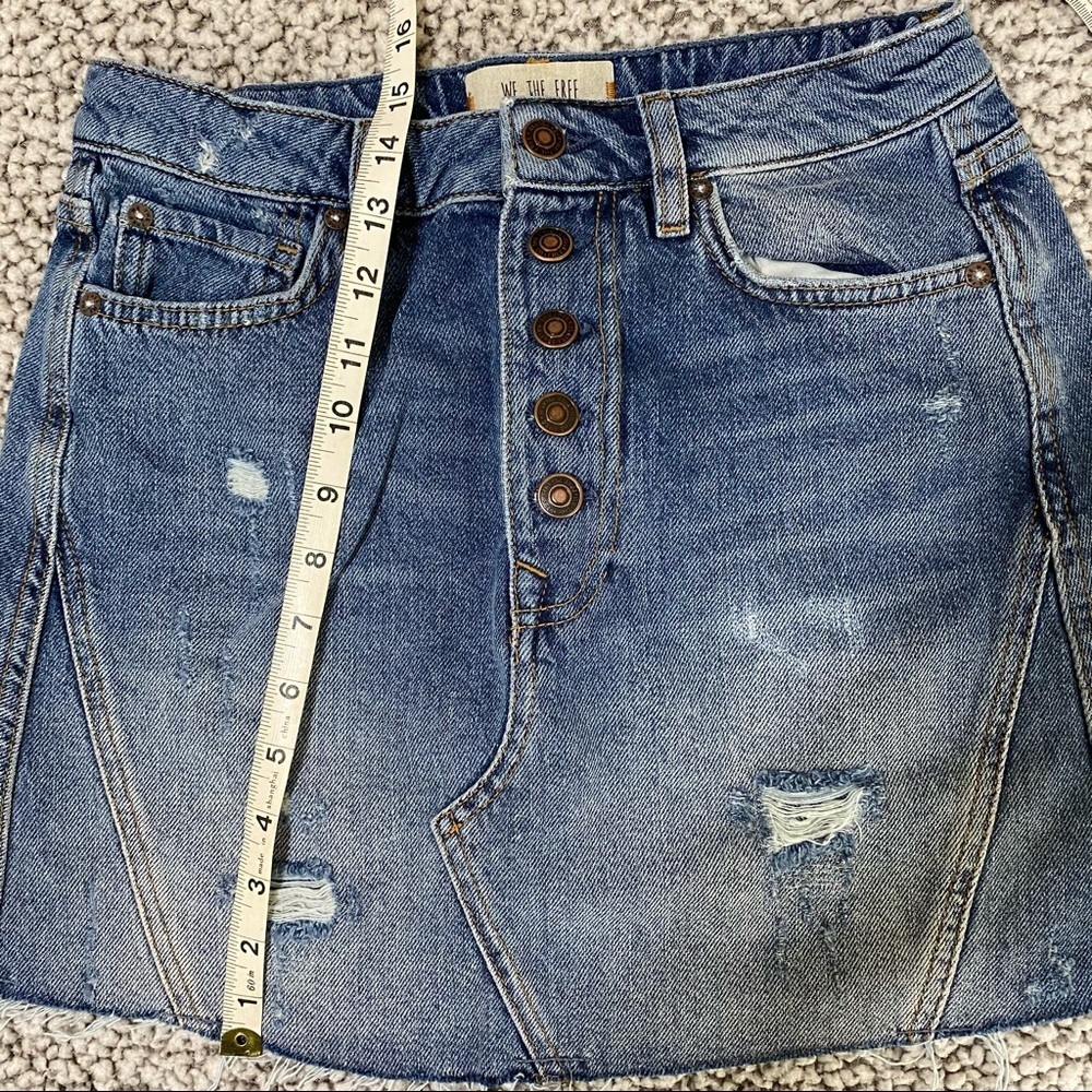 We the Free Denim Mini Skirt Size 27 - Picture 4 of 4